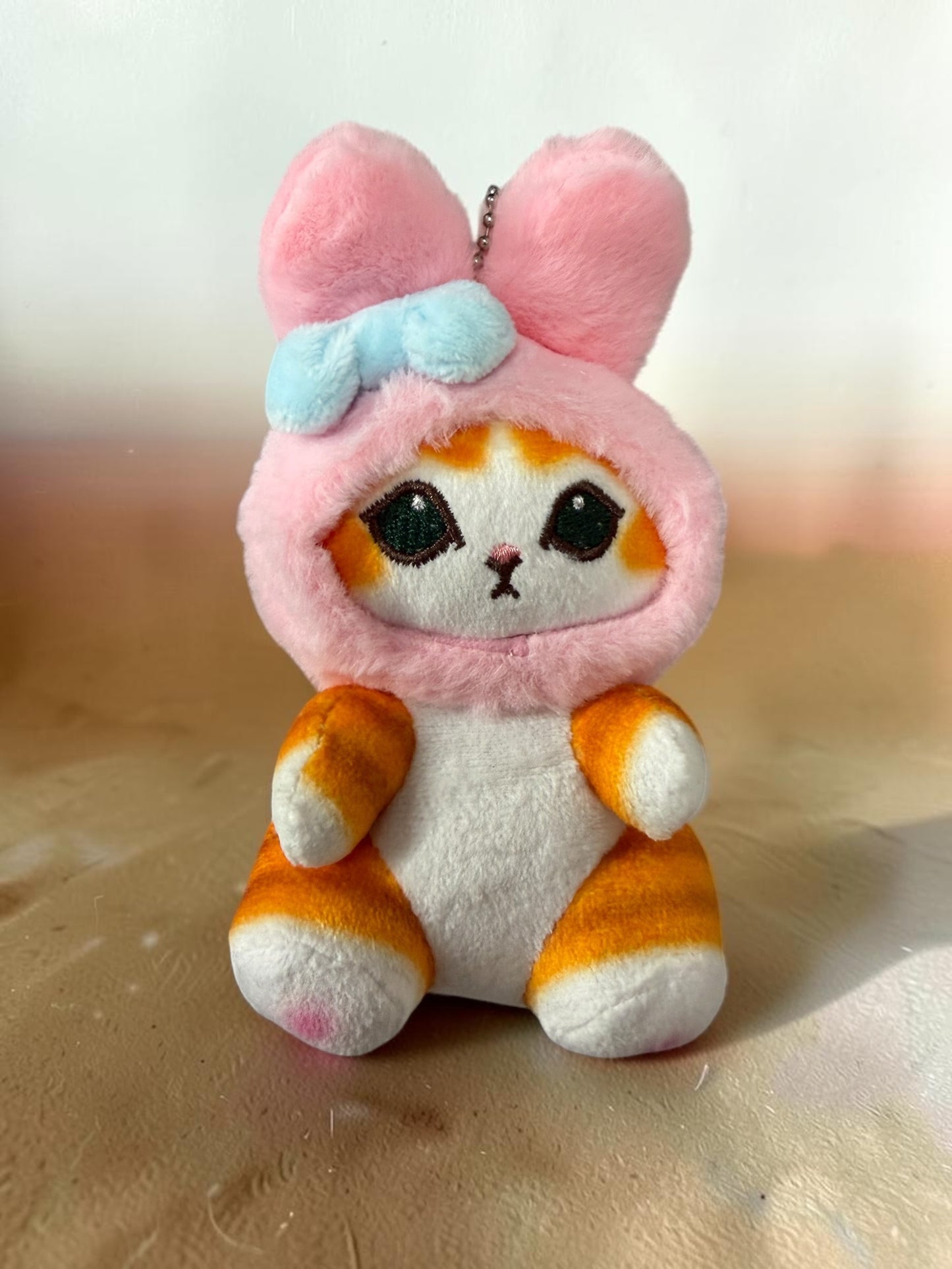 Kawaii Mofu cat plush keychain